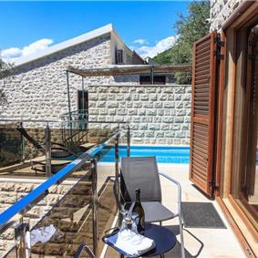 4 Bedroom Villa with Private Pool and Sea Views in Petrovac, Sleeps 7-8